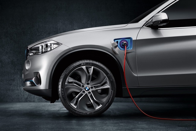 BMW Concept5 X5 eDrive: Chỉ cần 3,8 lít nhiên liệu cho 100 km 4